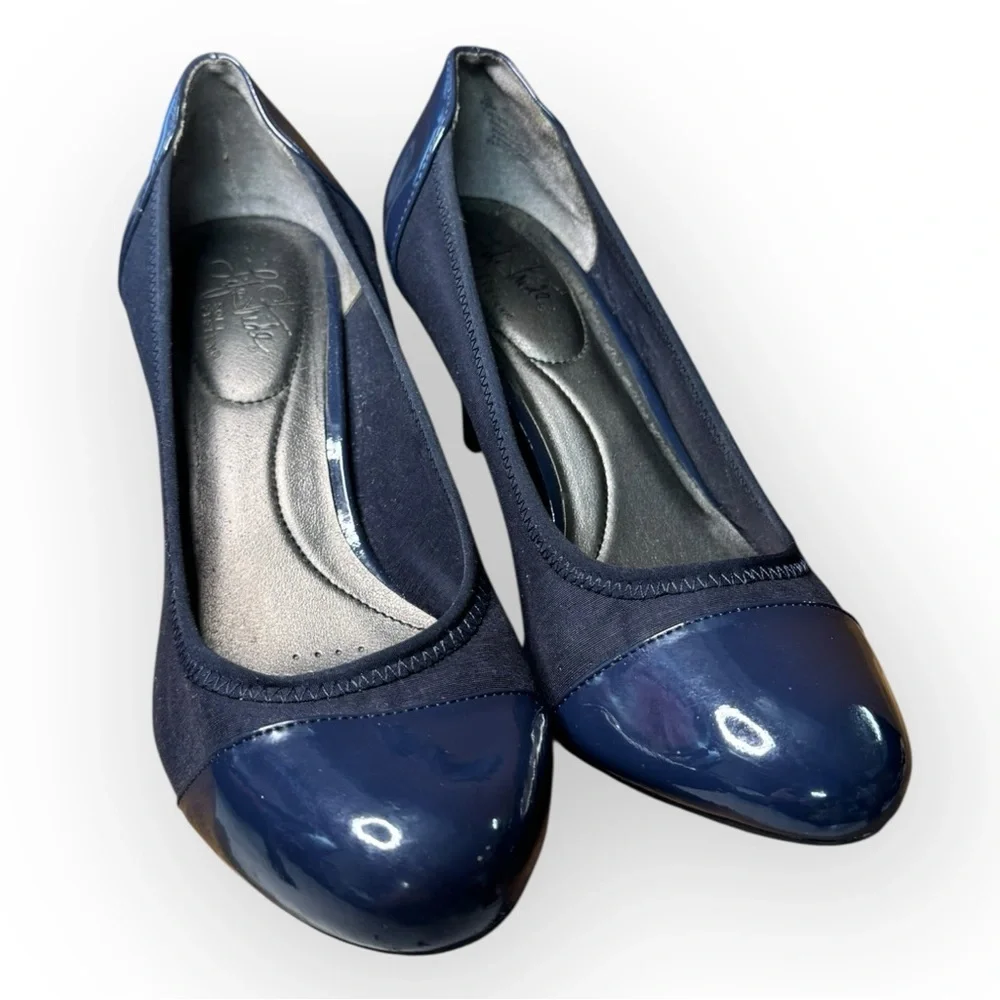 Life Stride Women’s Navy Blue Heels Size 10‎